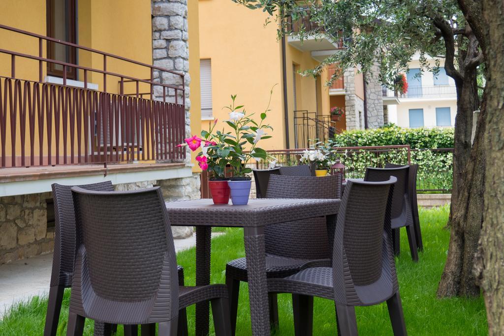 Ortaglia Torri Del Benaco Exterior foto